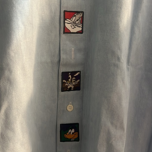 LOONEY TOONS BUTTON DOWN - Picture 4 of 5
